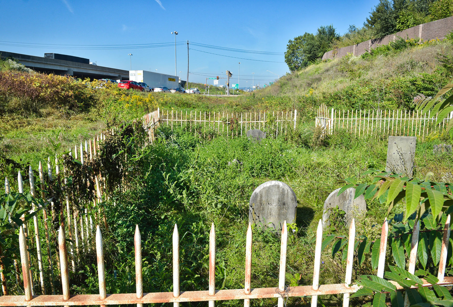 Lititz Pike graveyard 2